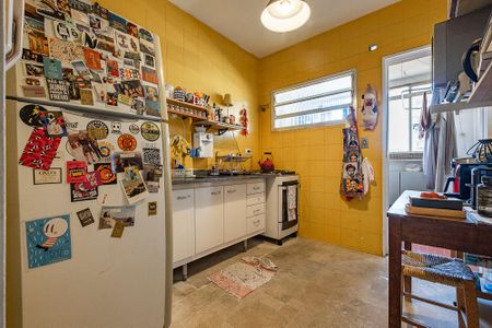 Apartamento à venda com 103m², 2 quartos e 1 vaga Apartamento à venda com 103m², 2 quartos e 1 vagaCozinha
