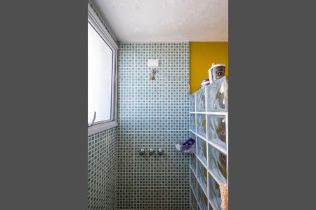 Apartamento à venda com 103m², 2 quartos e 1 vaga Apartamento à venda com 103m², 2 quartos e 1 vagaBanheiro