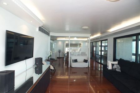 Sala de apartamento à venda com 4 quartos, 330m² em Barra da Tijuca, Rio de Janeiro
