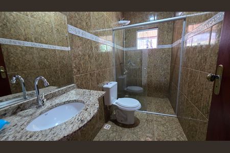 Casa à venda com 180m², 2 quartos e 2 vagas