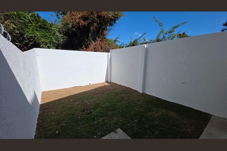 Casa à venda com 180m², 2 quartos e 2 vagas