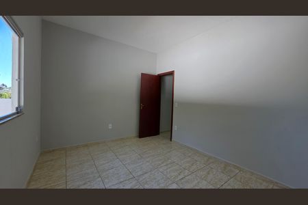 Casa à venda com 180m², 2 quartos e 2 vagas