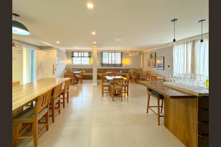 Apartamento para alugar com 70m², 3 quartos e 1 vagaÁrea comum - Salão de festas