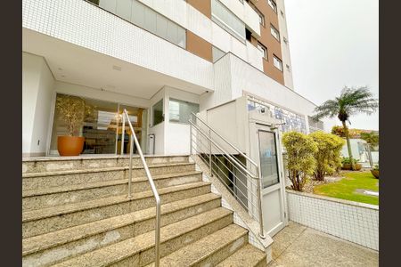 Apartamento para alugar com 70m², 3 quartos e 1 vagaHall de entrada