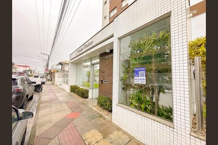 Apartamento para alugar com 70m², 3 quartos e 1 vagaPlaquinha