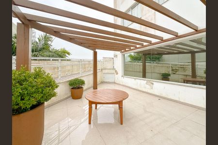 Área comum de apartamento para alugar com 3 quartos, 70m² em Areias, São José