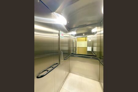 Apartamento para alugar com 70m², 3 quartos e 1 vagaElevador