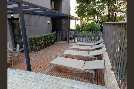 Apartamento à venda com 33m², 1 quarto e 1 vaga Apartamento à venda com 33m², 1 quarto e 1 vagaPiscina