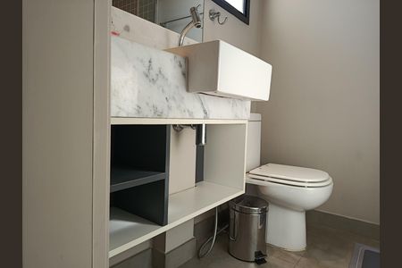 Apartamento à venda com 33m², 1 quarto e 1 vaga Apartamento à venda com 33m², 1 quarto e 1 vagaBanheiro da Suíte