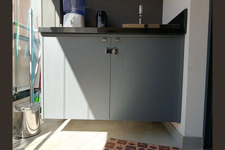 Apartamento à venda com 33m², 1 quarto e 1 vaga Apartamento à venda com 33m², 1 quarto e 1 vagaVaranda