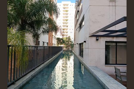 Apartamento à venda com 33m², 1 quarto e 1 vaga Apartamento à venda com 33m², 1 quarto e 1 vagaPiscina