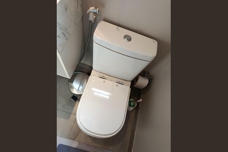 Apartamento à venda com 33m², 1 quarto e 1 vaga Apartamento à venda com 33m², 1 quarto e 1 vagaBanheiro da Suíte