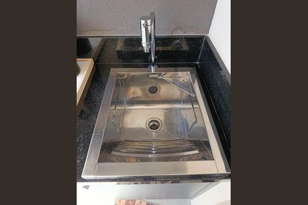 Apartamento à venda com 33m², 1 quarto e 1 vaga Apartamento à venda com 33m², 1 quarto e 1 vagaVaranda - Tanque