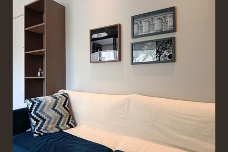 Apartamento à venda com 33m², 1 quarto e 1 vaga Apartamento à venda com 33m², 1 quarto e 1 vagaSala
