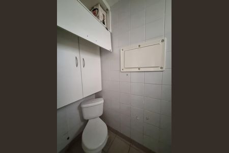 Banheiro de apartamento para alugar com 3 quartos, 94m² em Alphaville Industrial, Barueri