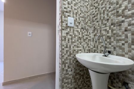 Casa para alugar com 60m², 1 quarto e sem vaga Casa para alugar com 60m², 1 quarto e sem vagaBanheiro