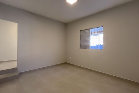 Casa para alugar com 60m², 1 quarto e sem vaga Casa para alugar com 60m², 1 quarto e sem vagaQuarto