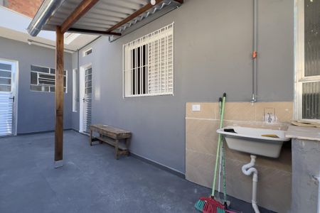 Casa para alugar com 60m², 1 quarto e sem vaga Casa para alugar com 60m², 1 quarto e sem vagaÁrea de Serviço