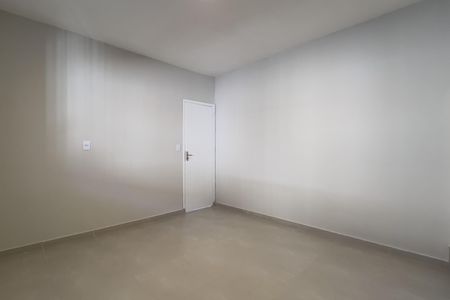 Quarto de casa para alugar com 1 quarto, 60m² em Taboão, Guarulhos