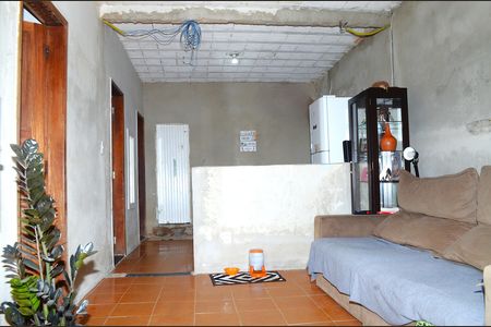 Sala de casa à venda com 3 quartos, 100m² em São Gabriel, Belo Horizonte