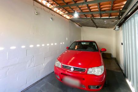 Garagem de casa para alugar com 3 quartos, 200m² em Liberdade, Belo Horizonte