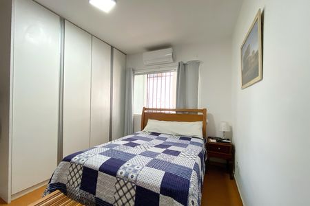 Casa para alugar com 200m², 3 quartos e 3 vagas Casa para alugar com 200m², 3 quartos e 3 vagasSuite