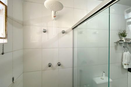 Casa para alugar com 200m², 3 quartos e 3 vagas Casa para alugar com 200m², 3 quartos e 3 vagasBanheiro