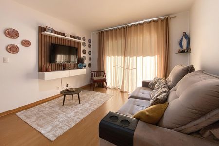Casa para alugar com 200m², 3 quartos e 3 vagas Casa para alugar com 200m², 3 quartos e 3 vagasSala