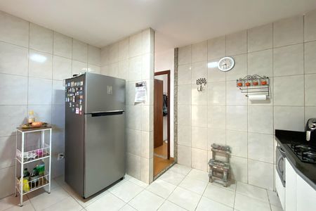 Cozinha de casa para alugar com 3 quartos, 200m² em Liberdade, Belo Horizonte
