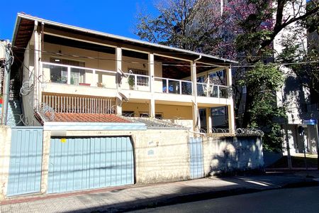 Fachada de casa para alugar com 3 quartos, 200m² em Liberdade, Belo Horizonte