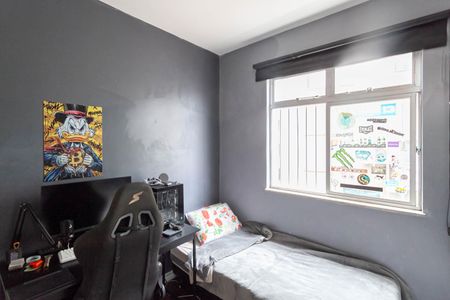 Apartamento à venda com 90m², 3 quartos e 2 vagasQuarto 2