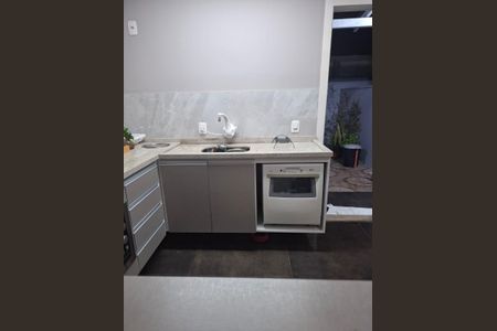 Casa de condomínio para alugar com 117m², 2 quartos e 1 vaga
