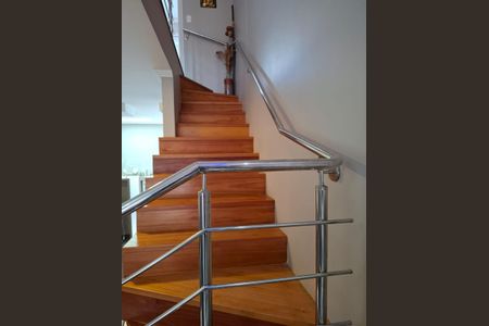 Casa de condomínio para alugar com 117m², 2 quartos e 1 vaga