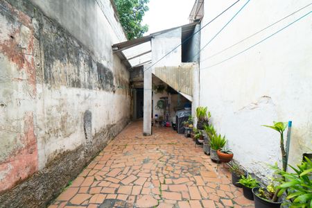 Quintal de casa à venda com 2 quartos, 93m² em Vila Guarani (zona Sul), São Paulo