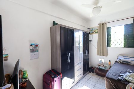 Casa à venda com 300m², 3 quartos e 2 vagas Casa à venda com 300m², 3 quartos e 2 vagasQuarto 3