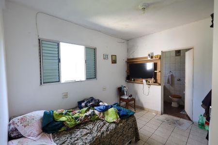 Casa à venda com 300m², 3 quartos e 2 vagas Casa à venda com 300m², 3 quartos e 2 vagasSuíte 1