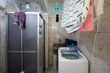 Casa à venda com 300m², 3 quartos e 2 vagas Casa à venda com 300m², 3 quartos e 2 vagasBanheiro da Suíte 2