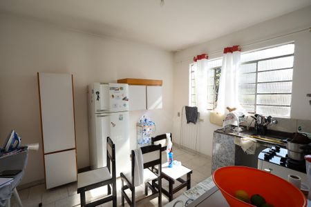 Casa à venda com 300m², 3 quartos e 2 vagas Casa à venda com 300m², 3 quartos e 2 vagasCozinha 2