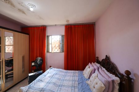 Casa à venda com 300m², 3 quartos e 2 vagas Casa à venda com 300m², 3 quartos e 2 vagasSuíte 2