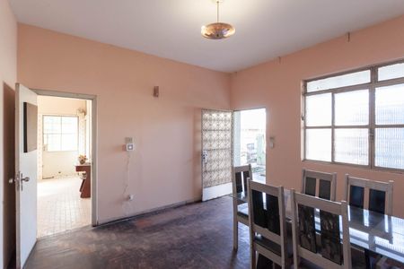 Sala de casa à venda com 4 quartos, 183m² em Padre Eustáquio, Belo Horizonte