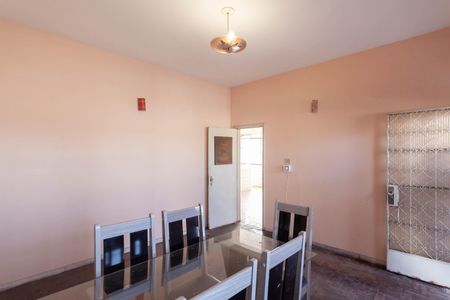 Sala de casa à venda com 4 quartos, 183m² em Padre Eustáquio, Belo Horizonte