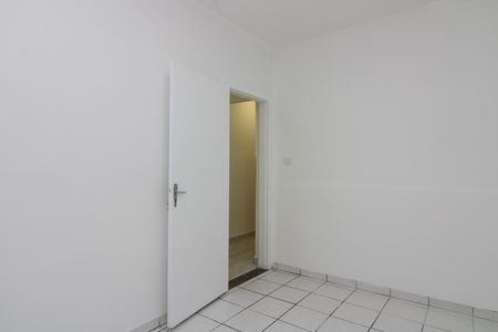 Quarto 2 de casa para alugar com 2 quartos, 70m² em Vila Ré, São Paulo