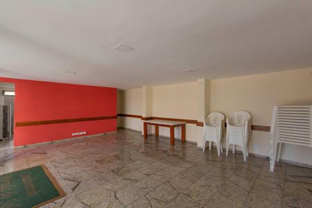 Apartamento à venda com 130m², 3 quartos e 1 vaga Apartamento à venda com 130m², 3 quartos e 1 vagaÁrea Comum - Salão de Festas