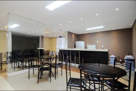 Apartamento à venda com 83m², 2 quartos e 2 vagas Apartamento à venda com 83m², 2 quartos e 2 vagasÁrea comum - Salão de festas