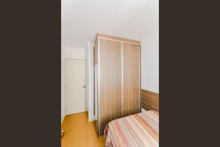 Apartamento à venda com 83m², 2 quartos e 2 vagasQuarto 2