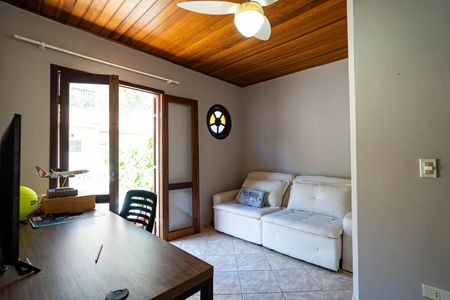 Casa para alugar com 160m², 1 quarto e 1 vaga Casa para alugar com 160m², 1 quarto e 1 vagaSuíte