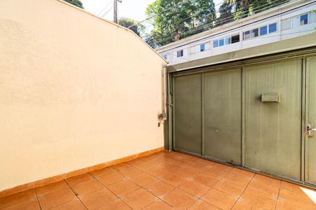 Casa para alugar com 160m², 1 quarto e 1 vaga Casa para alugar com 160m², 1 quarto e 1 vagaGaragem