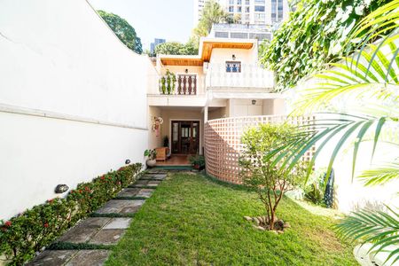 Casa para alugar com 160m², 1 quarto e 1 vaga Casa para alugar com 160m², 1 quarto e 1 vagaQuintal
