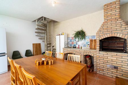 Casa para alugar com 160m², 1 quarto e 1 vaga Casa para alugar com 160m², 1 quarto e 1 vagaChurrasqueira