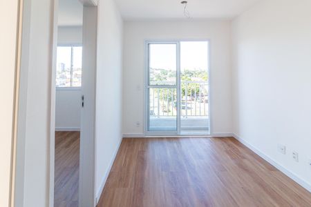 Apartamento para alugar com 37m², 2 quartos e sem vaga Apartamento para alugar com 37m², 2 quartos e sem vagaSala